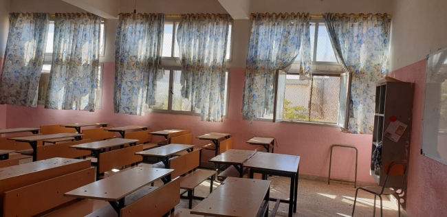 Hafter okullara da saldırıyor